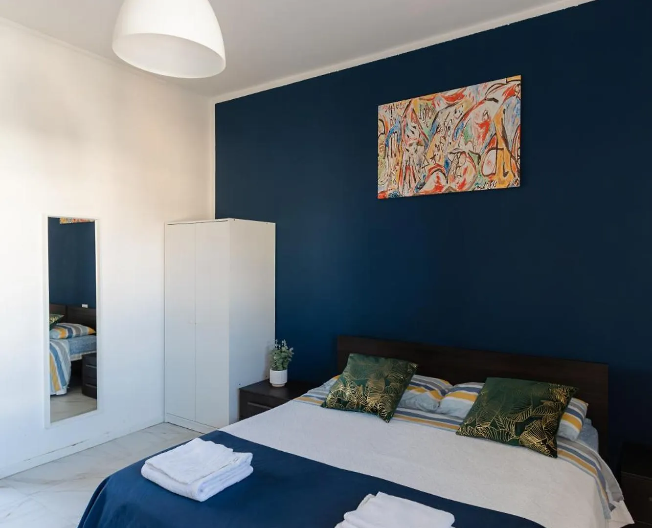 Guest house Duomo Elegant Rooms Milan Italy